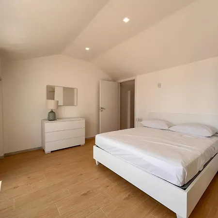 Luxury * Nettuno